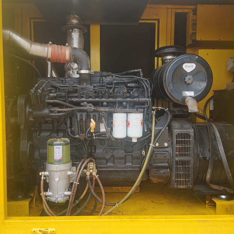 200KW康明斯发电机组租赁