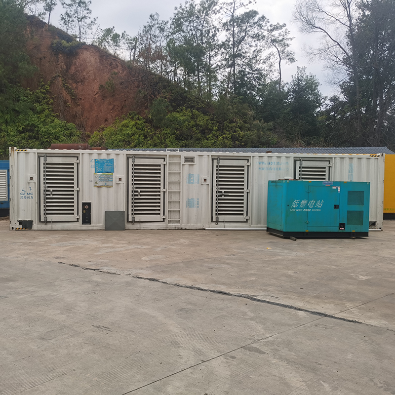 2000KVA油田用并网发电机组