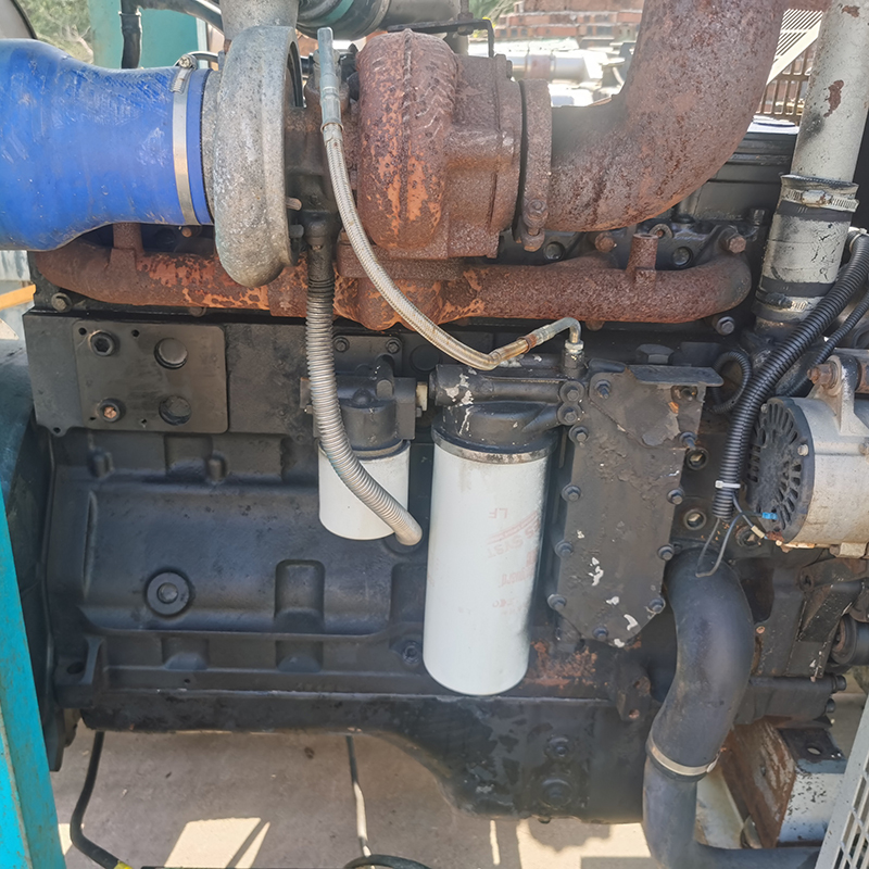 200KW东风康明斯二手发电机组出售-2015年出厂