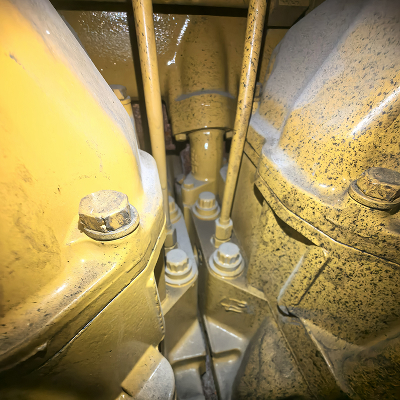 800KW卡特彼勒二手发电机组出售价格-2006年出厂