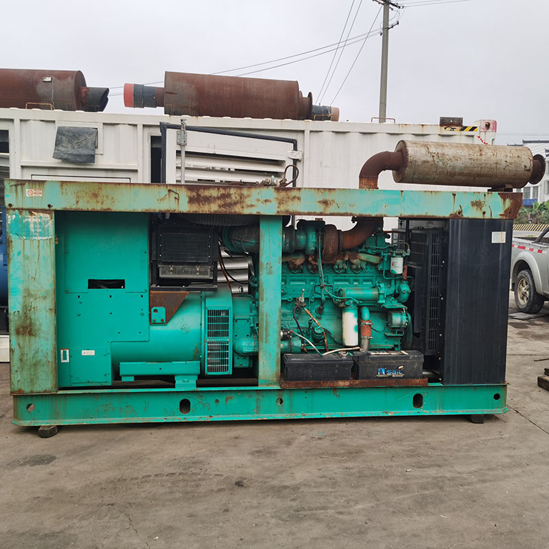 300KW美国康明斯二手发电机组出售-2009年出厂