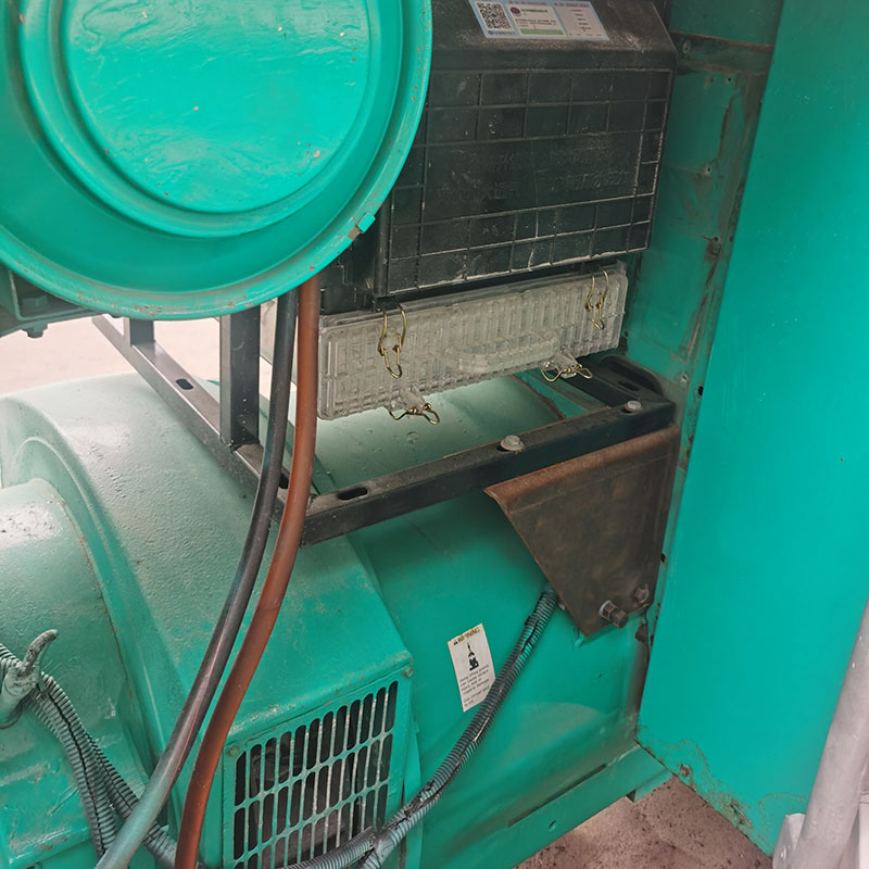 300KW美国康明斯二手发电机组出售-2009年出厂