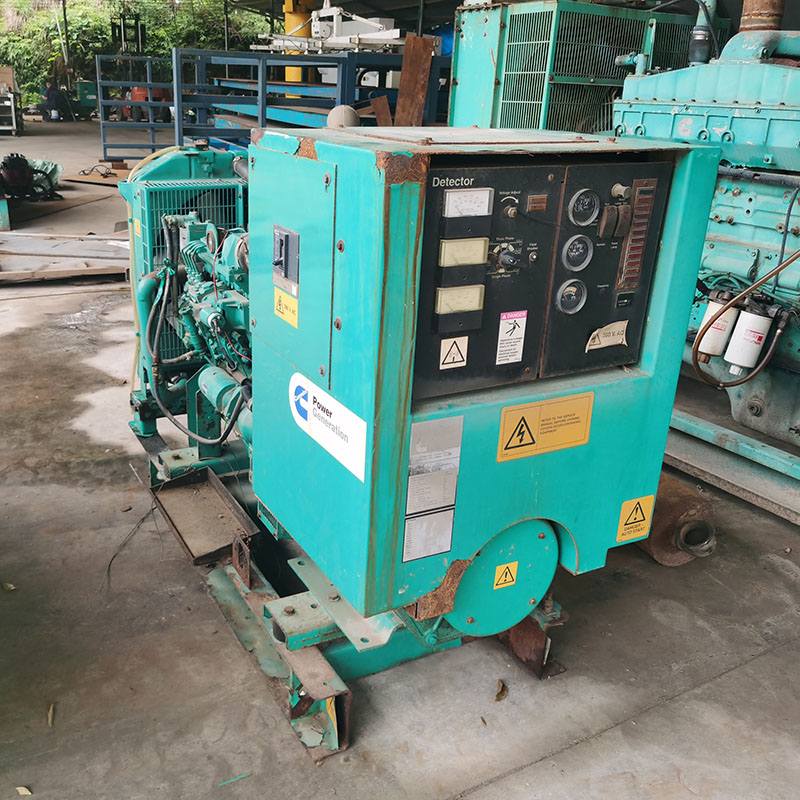 30KW原装进口康明斯二手发电机组销售-2002年出厂