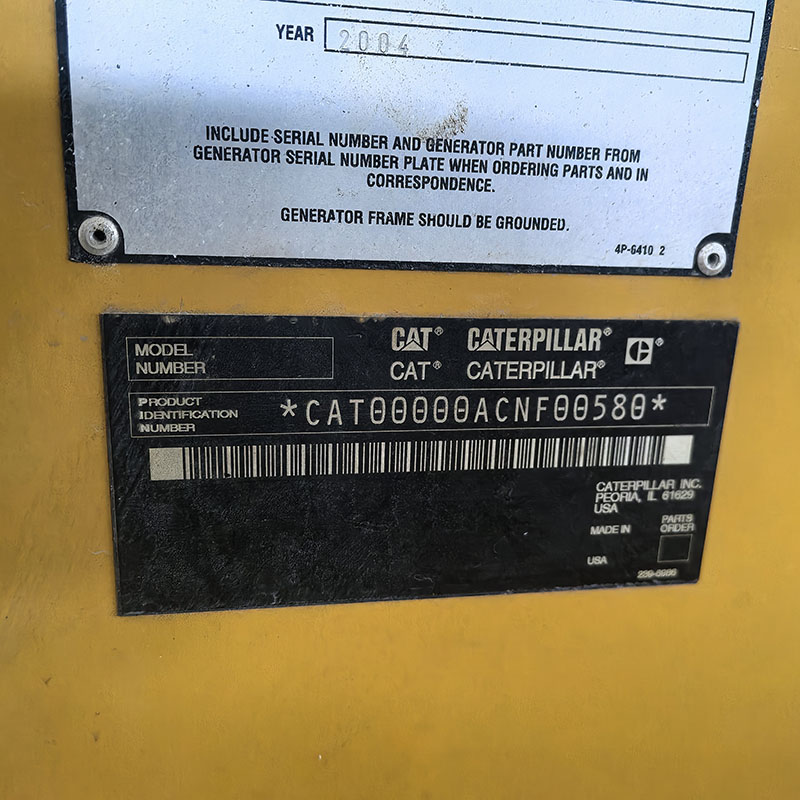 800KW卡特彼勒二手发电机组销售价格-2004年出厂