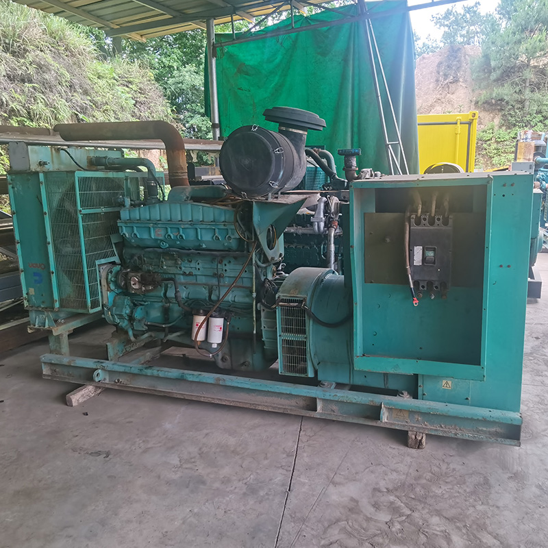 300KW美国康明斯二手发电机组销售-2011年出厂