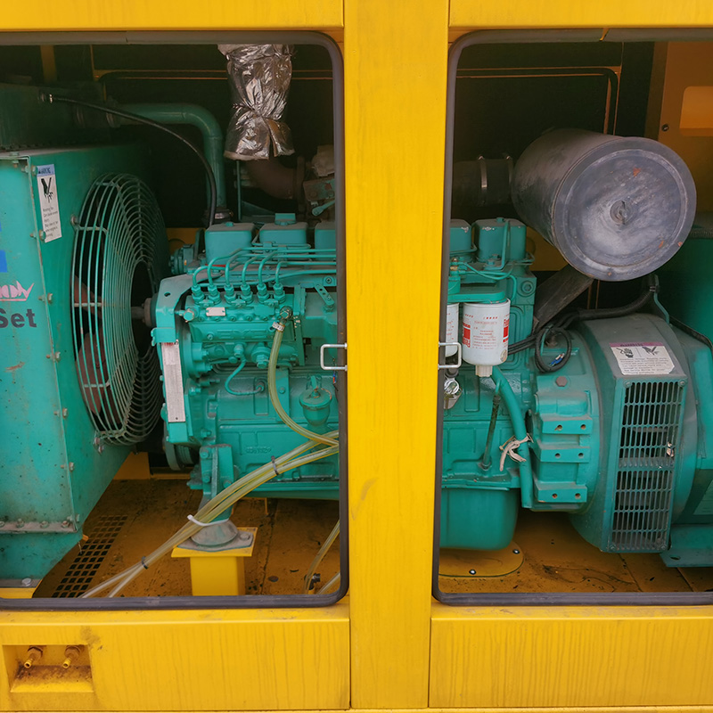 88KW美国康明斯静音款二手发电机组出售-2004年出厂