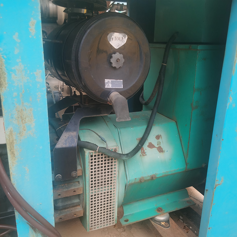 150KW东风康明斯防雨款二手发电机组出售-2009年出厂