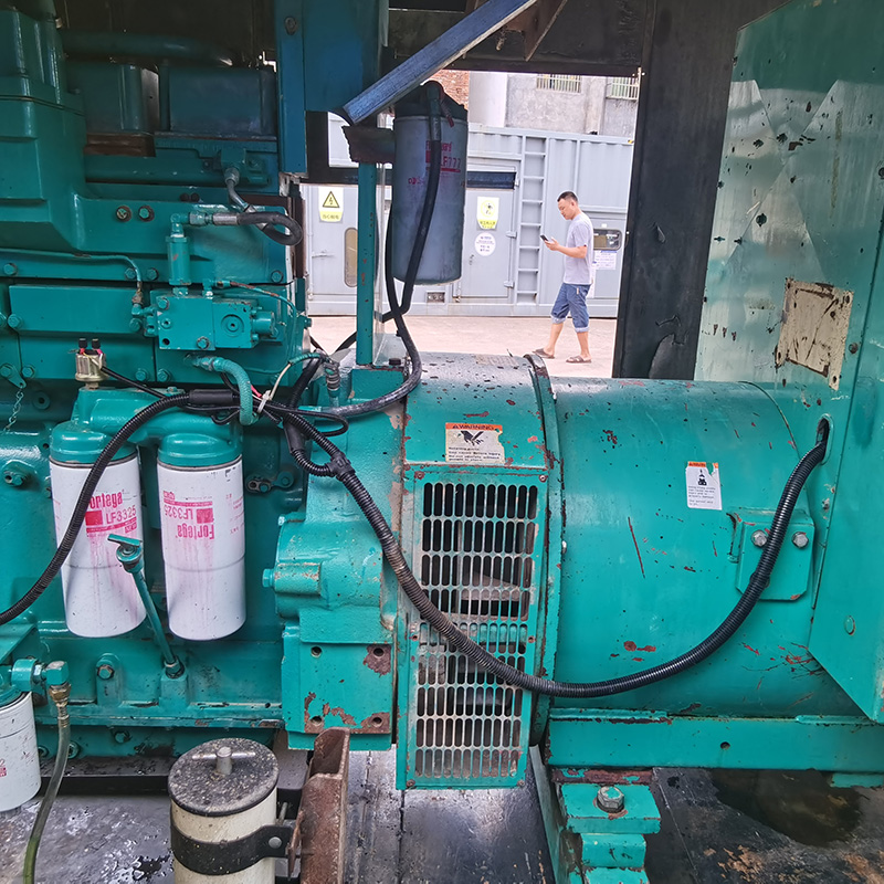 400KW美国康明斯二手静音款发电机组销售-2007年出厂