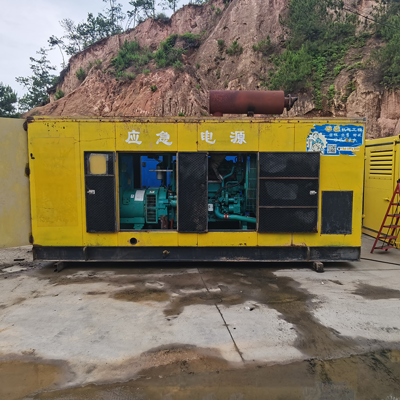 400KW美国康明斯二手静音款发电机组销售-2007年出厂