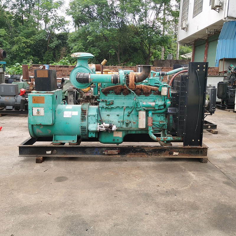 300KW重庆康明斯二手发电机组出售厂家-2018年出厂